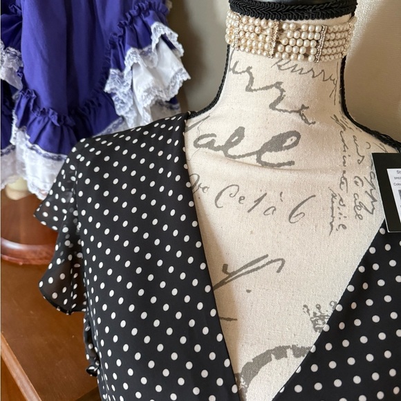 🖤Nanette Lepore Black and White Midi Dress V-Neck Flutter Sleeve NWT 448.00 - Picture 4 of 8